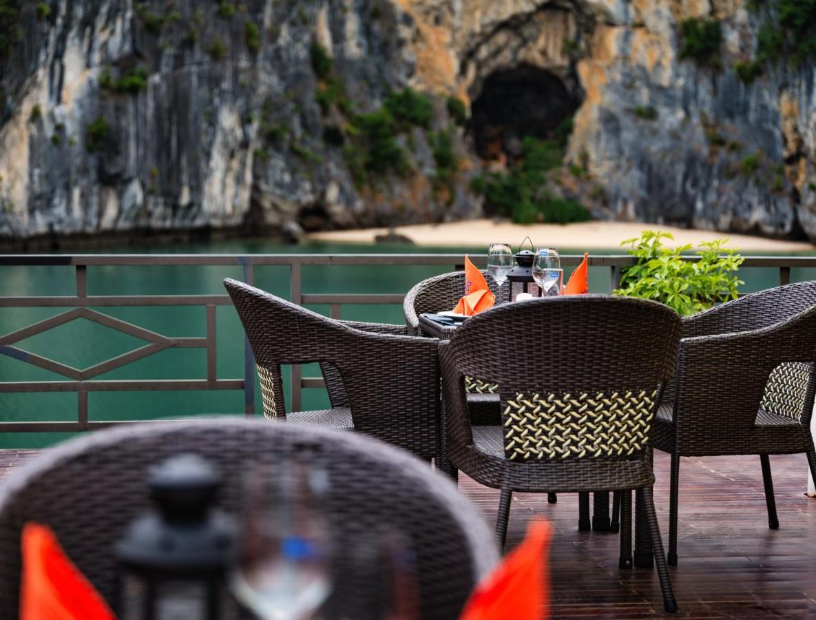 La Pandora Boutique Cruises Hotel ฮาลอง ภายนอก รูปภาพ