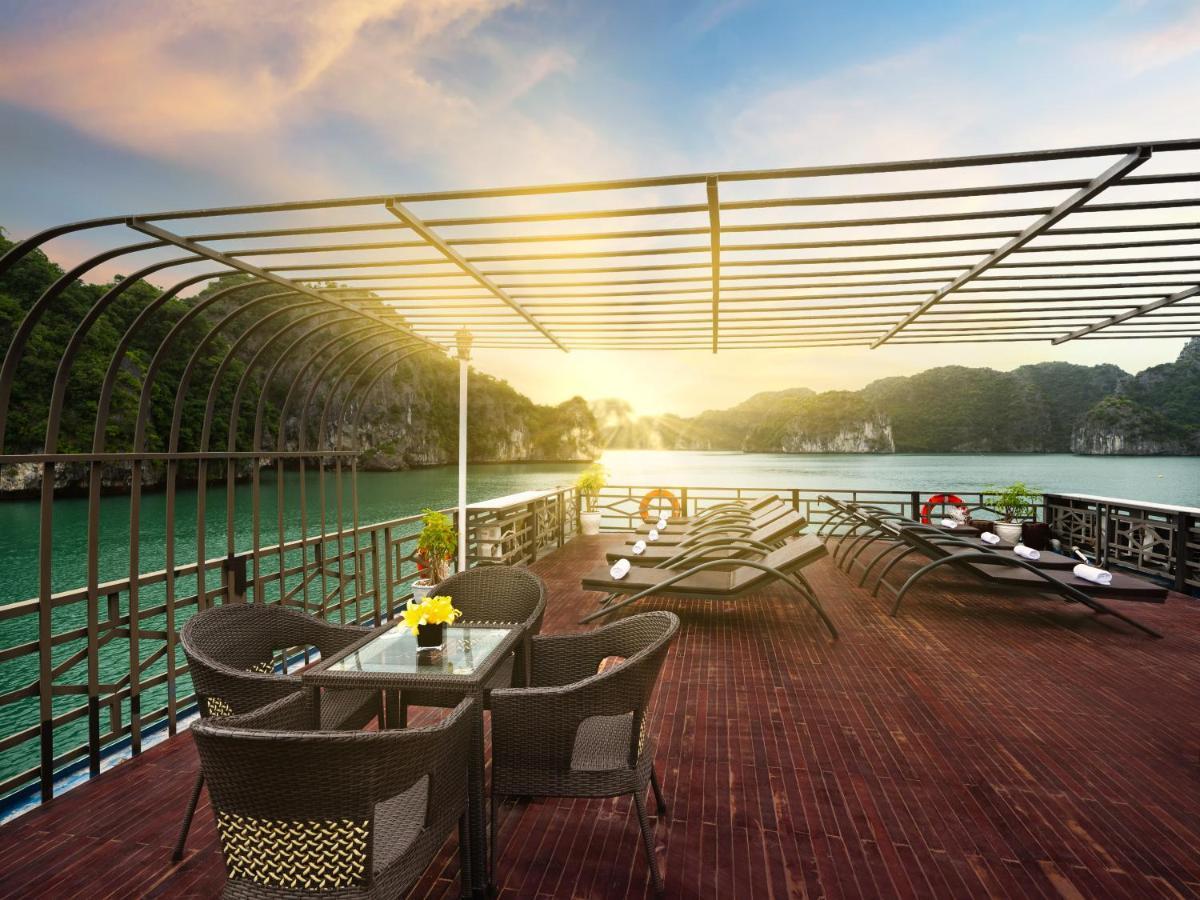 La Pandora Boutique Cruises Hotel ฮาลอง ภายนอก รูปภาพ