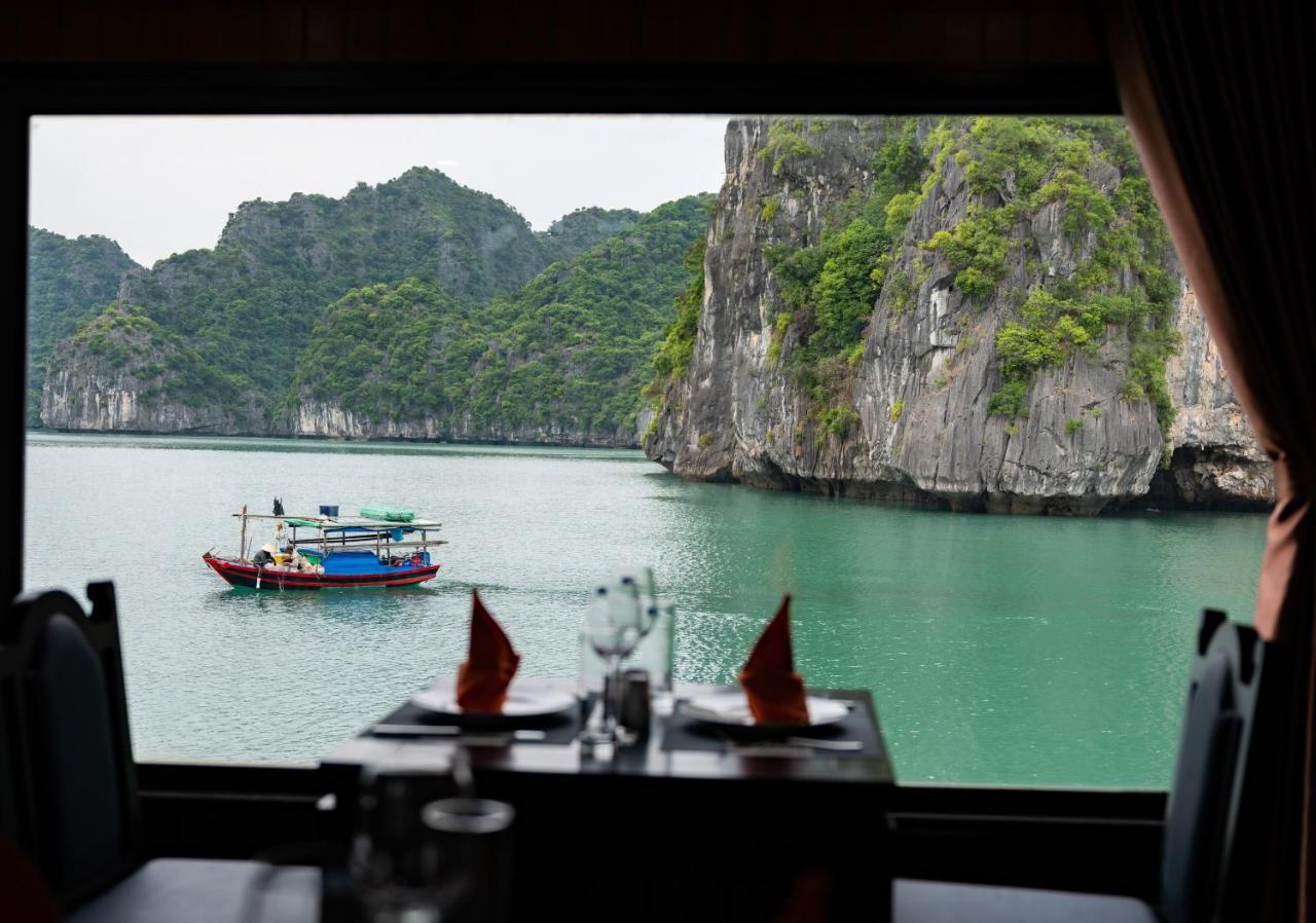 La Pandora Boutique Cruises Hotel ฮาลอง ภายนอก รูปภาพ